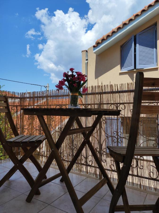 John'S Apartment 2 In Argostoli Exterior foto